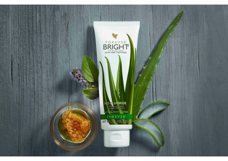 GARDER LE SOURIRE : AVEC LE DENTIFRICE DOUX À L'ALOE